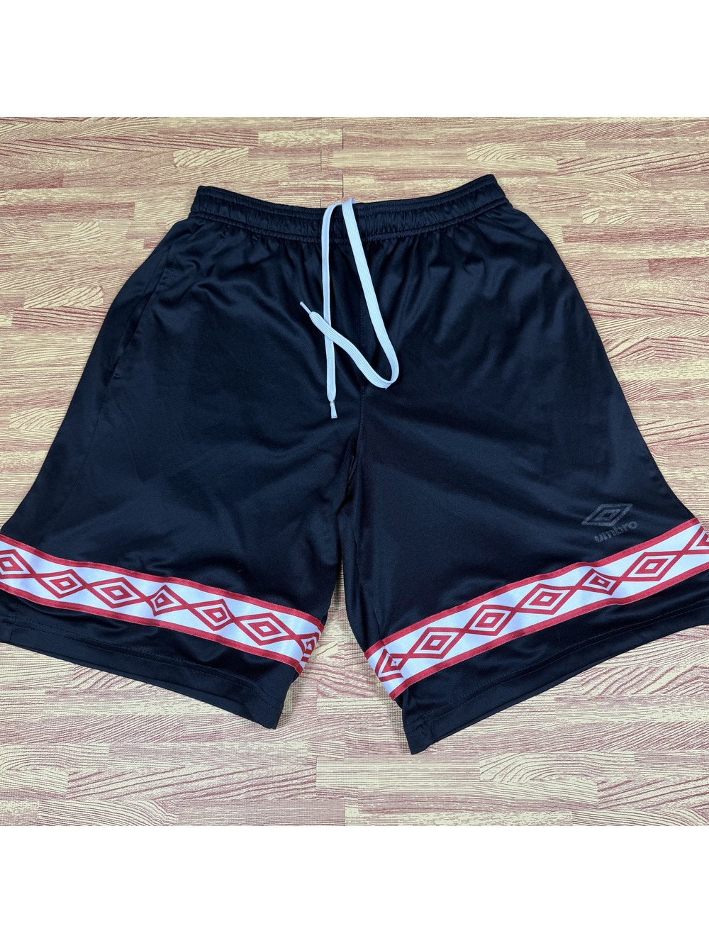 Umbro Retro Diamond Tape Soccer Shorts Mens M Black Red White Football